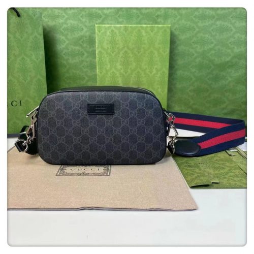 Fashionable leather bag for women