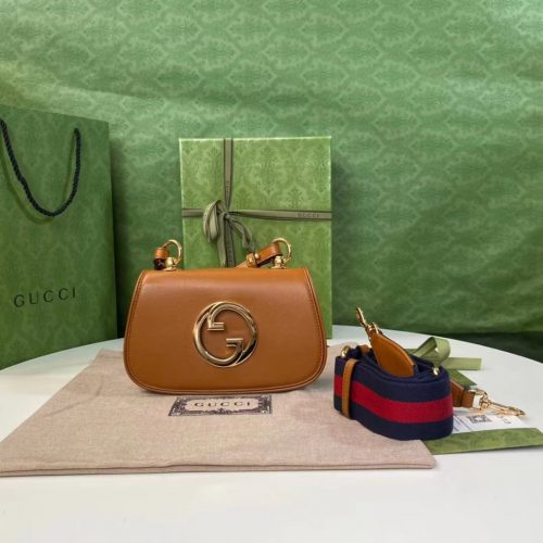 Fashionable leather bag for women