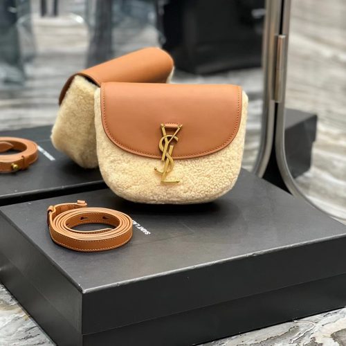 Fashionable leather bag for women