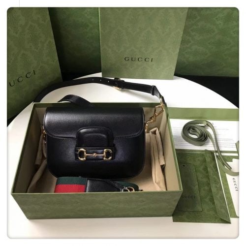 Fashionable leather bag for women