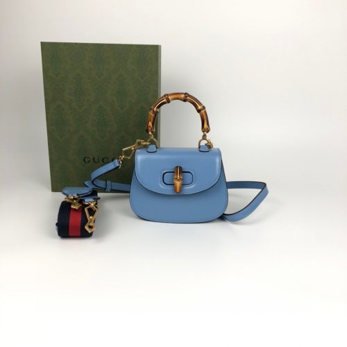 Fashionable leather bag for women