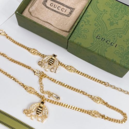 GG necklace