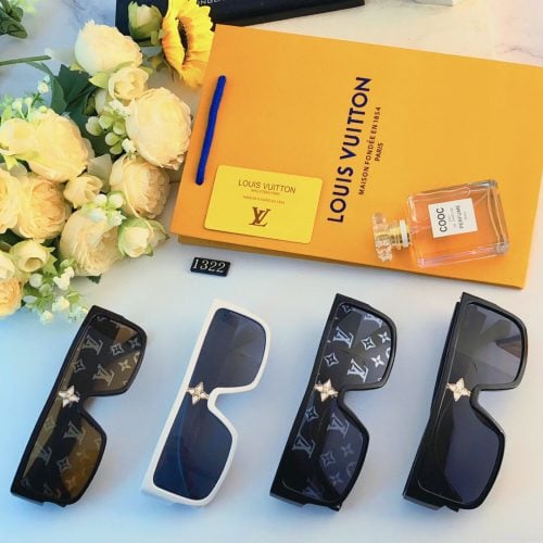 LL eyeglasses