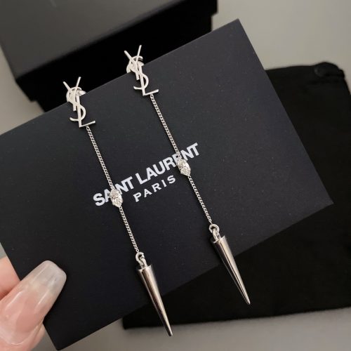 Y stud earrings