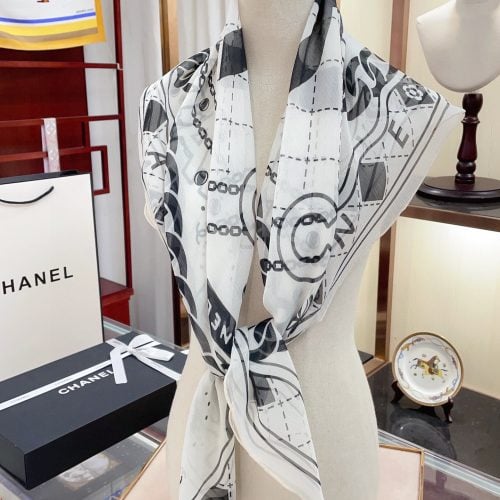 CH scarf