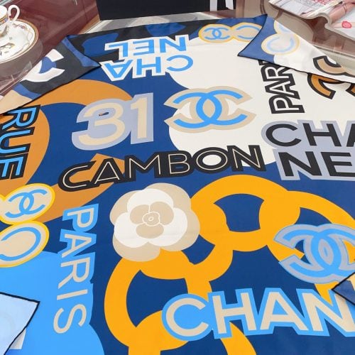 CH scarf