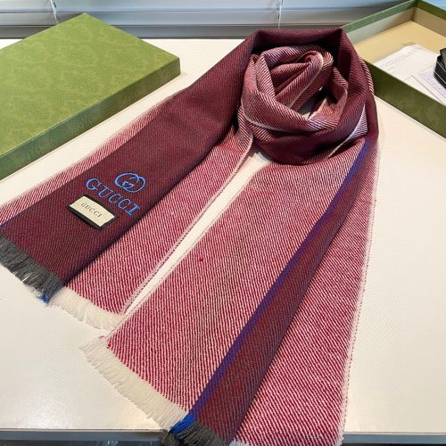GG scarf