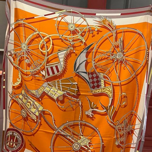 HH scarf