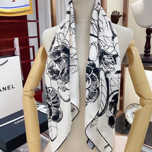 CH scarf