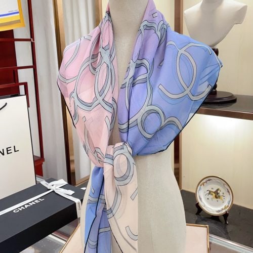 CH scarf