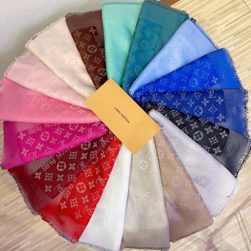 LL scarf