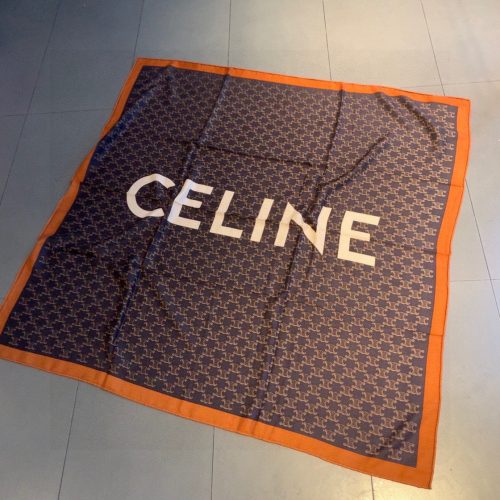 CE scarf