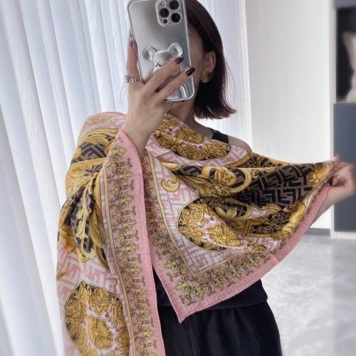 FF scarf