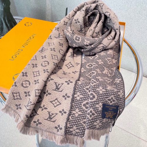 LL scarf