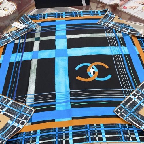 CH scarf