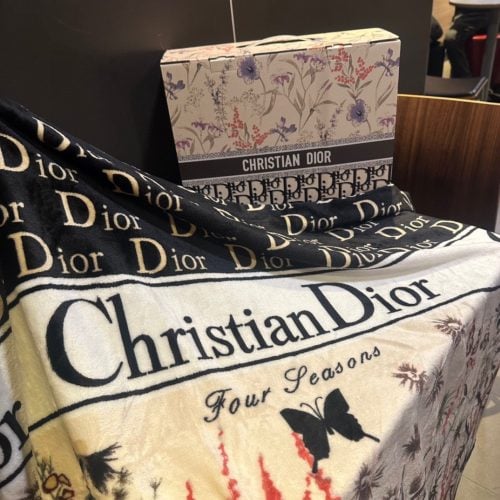 DD woollen blanket