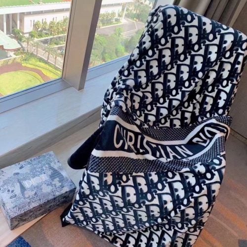DD woollen blanket