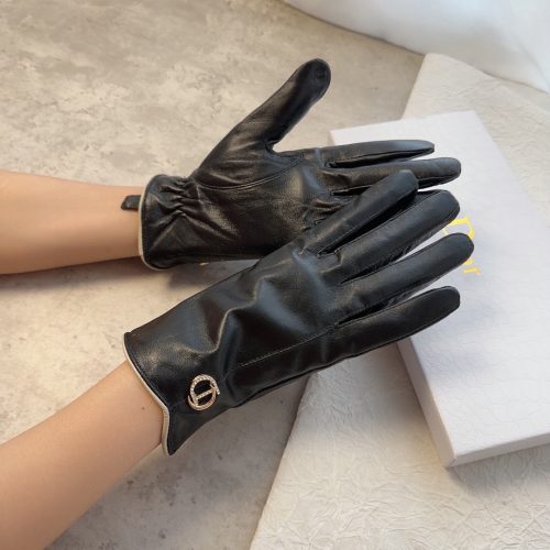 DD gloves
