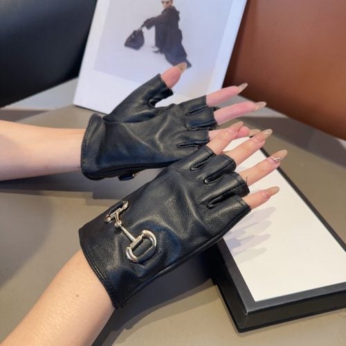 GG gloves