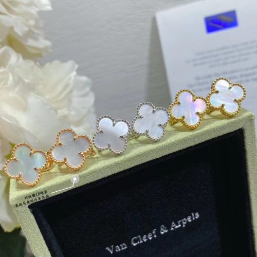 earring