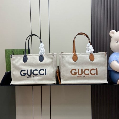 Printed tote bag
