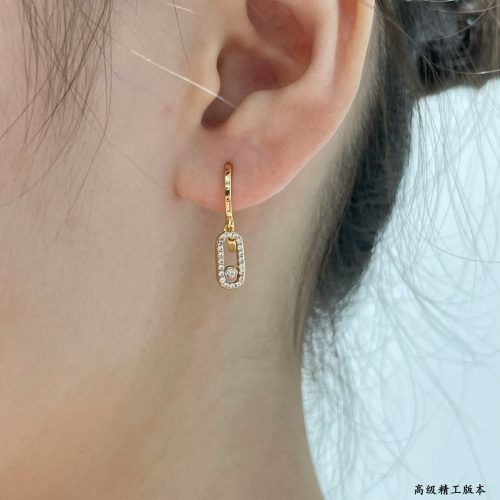earring