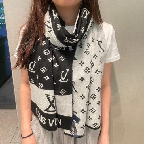 scarf