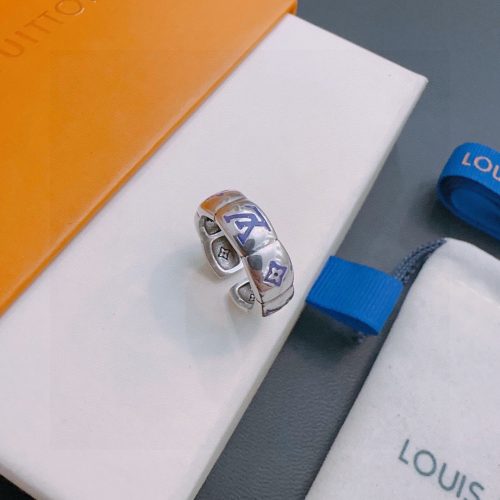 LL Ring