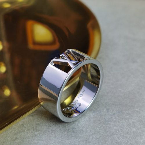 LL Ring