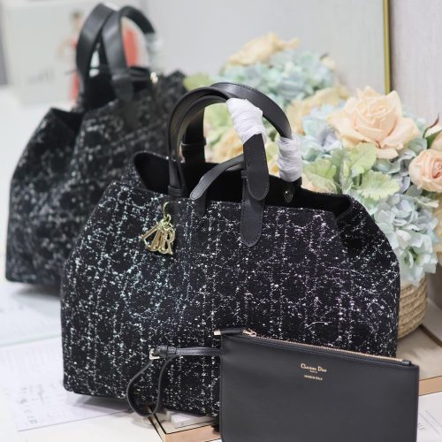  Tweed Embroidered Tote Bag