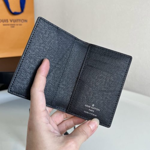 Compact Men's Wallet